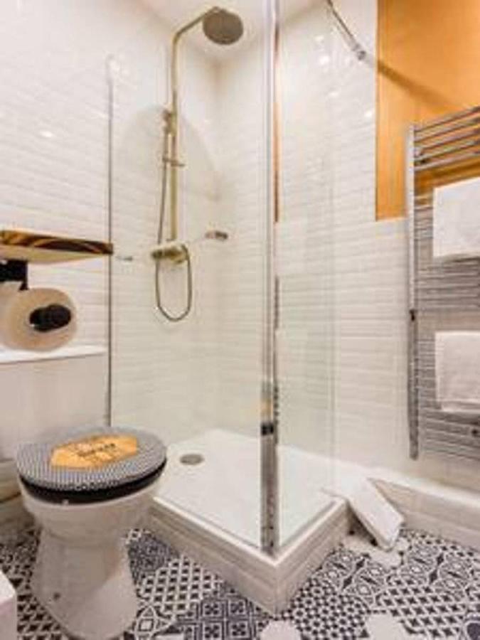 Cmg Temple / Republique Apartment Париж Екстериор снимка